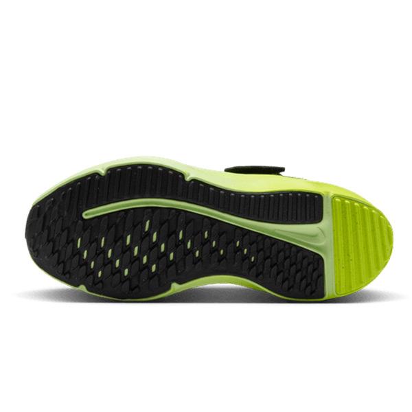 NIKE（ナイキ） キッズシューズ コズミック ランナー LGT IU8572-032