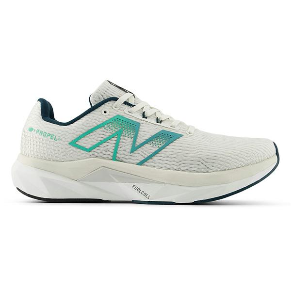 New Balance（ニューバランス） ランニングシューズ フューエルセル