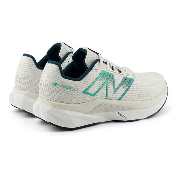 New Balance（ニューバランス） ランニングシューズ フューエルセル