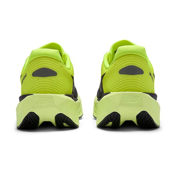 New Balance（ニューバランス） ランニングシューズ フューエルセル