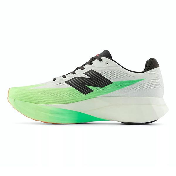 New Balance（ニューバランス） ランニングシューズ フューエルセル