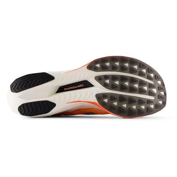 New Balance（ニューバランス） ランニングシューズ フューエルセル