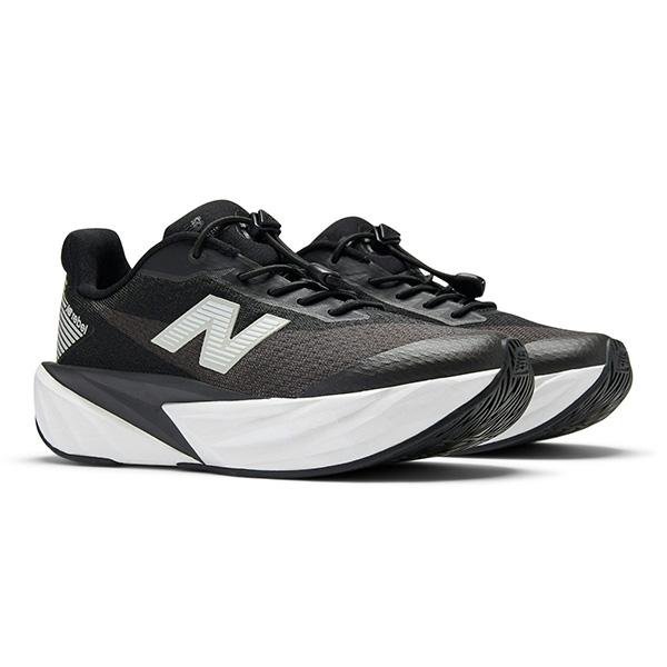 New Balance（ニューバランス） キッズシューズ フューエルセル レベル