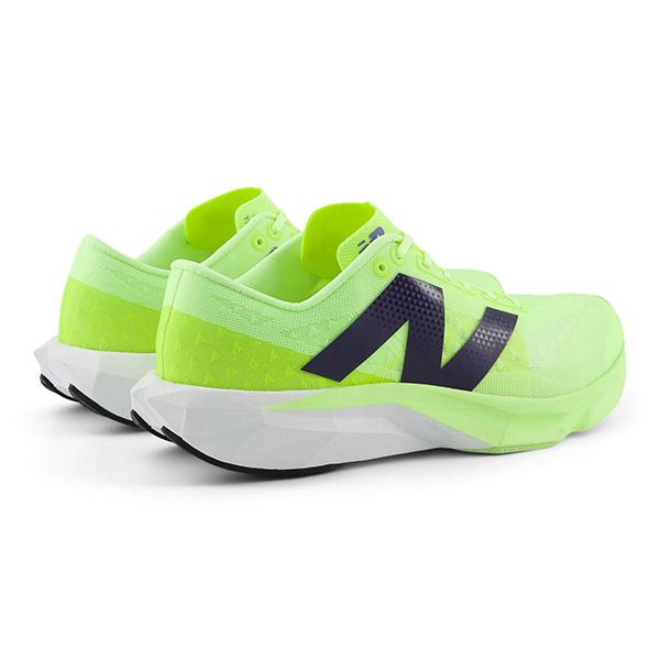New Balance（ニューバランス） ランニングシューズ フューエルセル