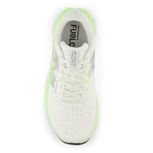 New Balance（ニューバランス） ランニングシューズ フューエルセル