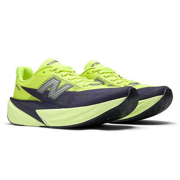 新生活SALE新品未使用New Balance WFCX3PE D ランニング New Balance（ニューバランス） ランニングシューズ フューエルセル