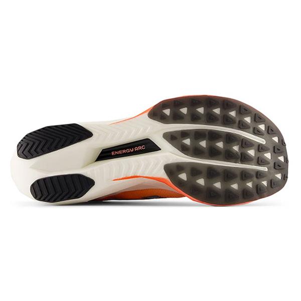 New Balance（ニューバランス） ランニングシューズ フューエルセル