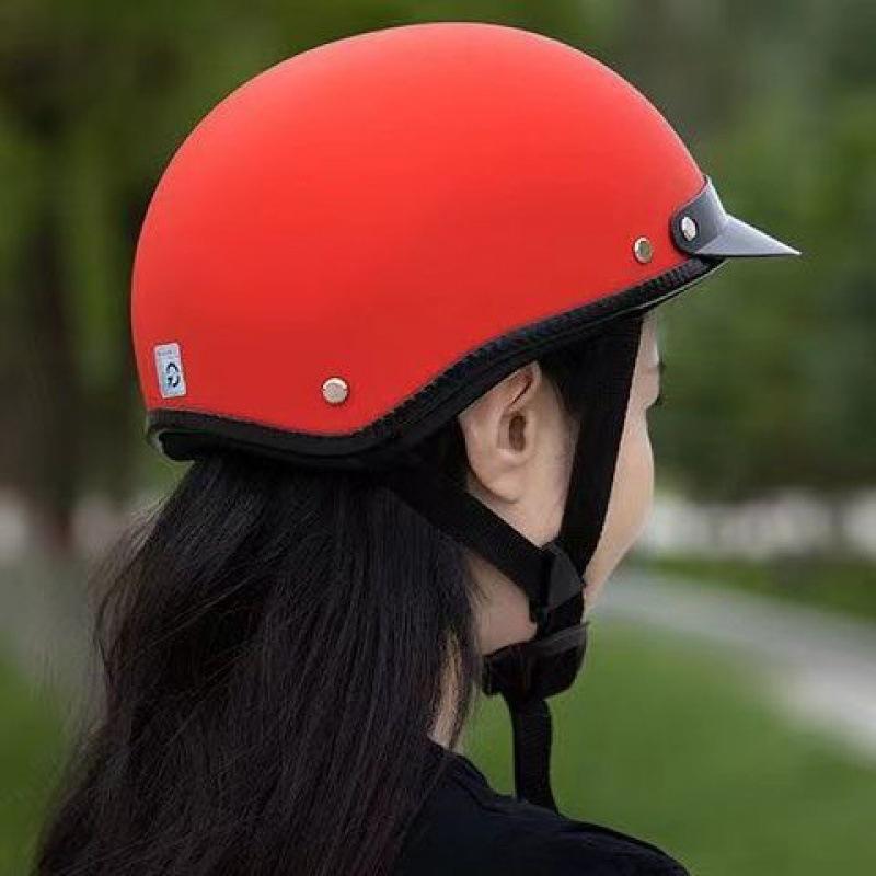 アウトレットセール 特集アウトレットセール 特集ヘルメット 自転車 大人用 おしゃれ レディース メンズ 帽子型 男女兼用可愛い 一部 バイザー付  つば付き 軽量サイクル ロードバイク サイクルウェア、ヘルメット