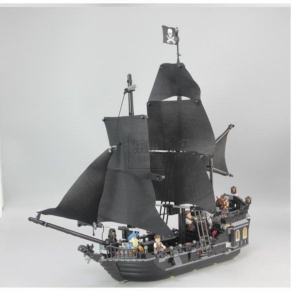 レゴ (LEGO) 海の探検隊 海底探査船 クリエイター 海賊船 パイレーツオブカリビアン レゴ 互換品 フライングダッチマン号 海賊幽霊船｜stepstore｜02