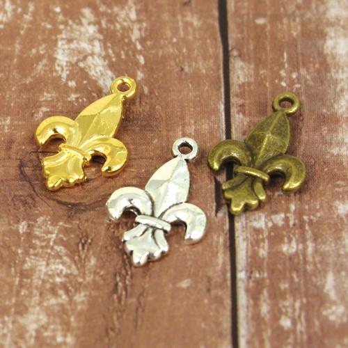 チャーム パーツ 百合の紋章 ハンドメイドパーツ 百合のモチーフ10個 29 Ptym 03 27 小谷野製作所 通販 Yahoo ショッピング