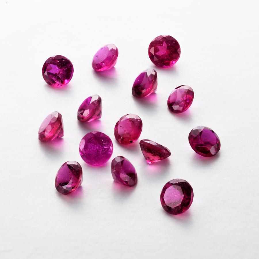 2粒売り　宝石質ルビーラウンドファセットカット3mm | 