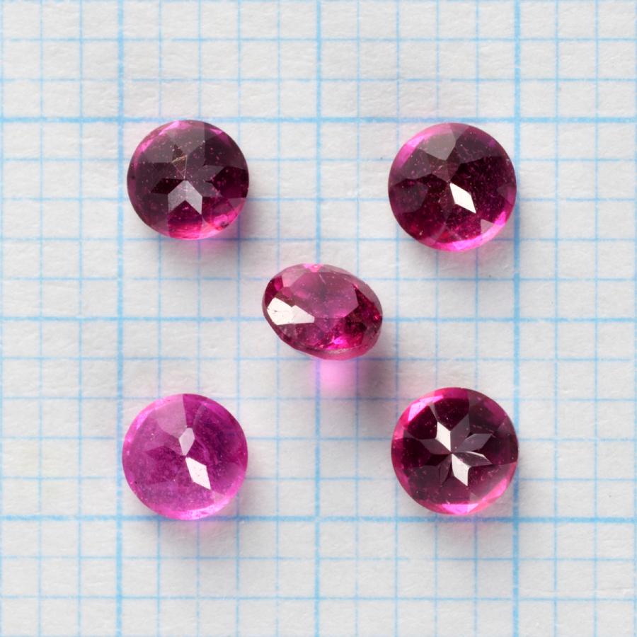 2粒売り　宝石質ルビーラウンドファセットカット3mm |  | 01