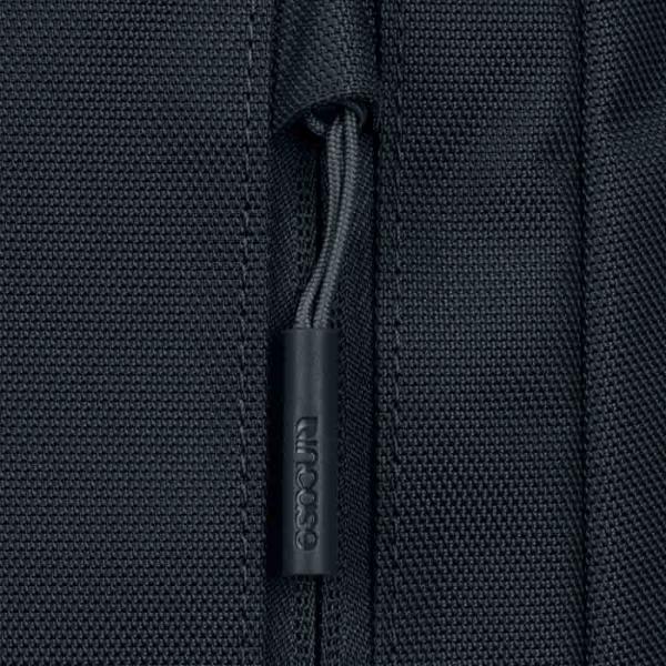 Incase Nylon Lite Backpack インケース ナイロン ライト バックパック