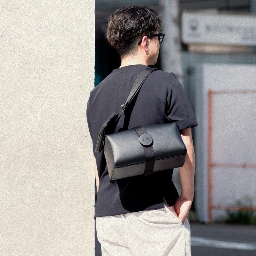 トーストバッグ ショルダーバッグ Sサイズ 先行販売 スクエア キャリーオン 防水 撥水 ポーチ付き .OUNCE COLORS ドットオンスカラーズ t-shoulderの画像