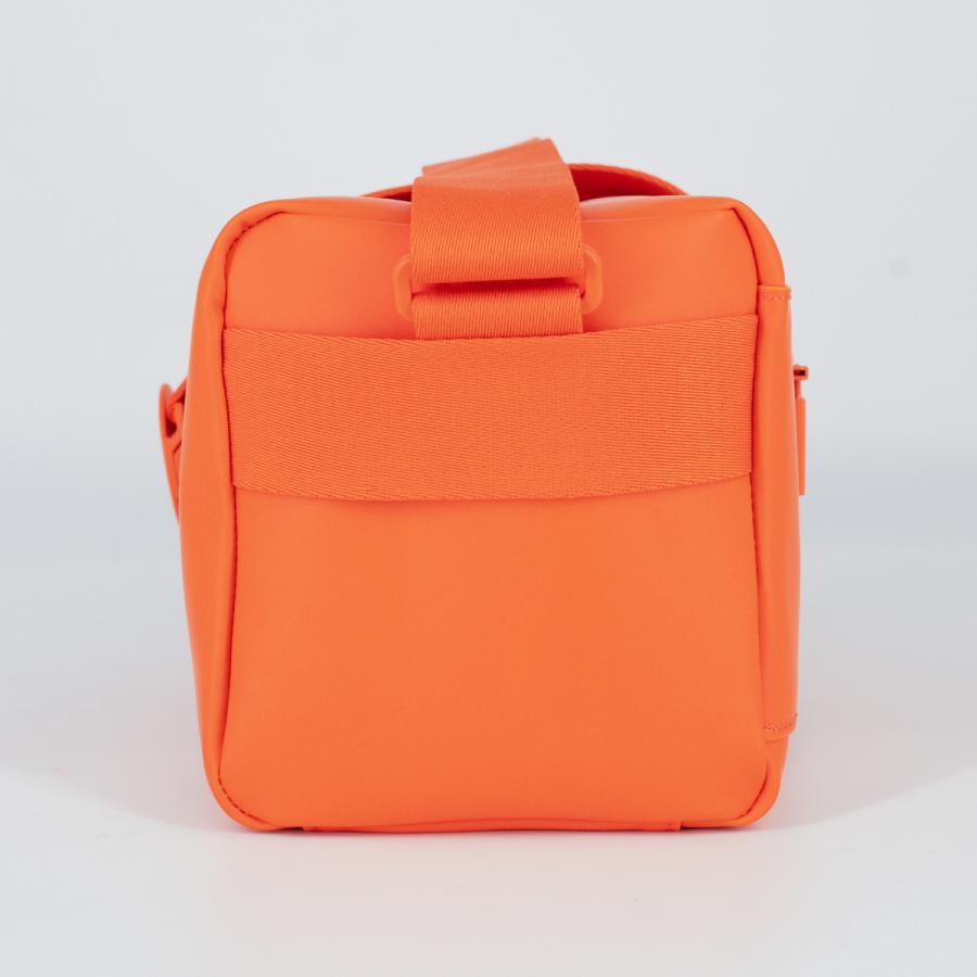 トーストバッグ ショルダーバッグ Sサイズ 先行販売 スクエア キャリーオン 防水 撥水 ポーチ付き .OUNCE COLORS ドットオンスカラーズ t-shoulderの画像