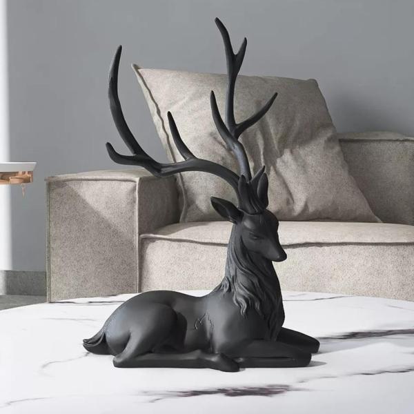 トナカイの装飾品寝室のクラフトモデルの座っているための黒い鹿の装飾