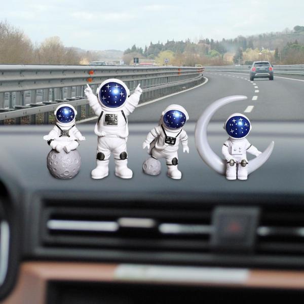 メーカー公式ショップ】 STKショップ4個の宇宙飛行士の像宇宙人宇宙飛行士の置物家の装飾ホワイトシルバー