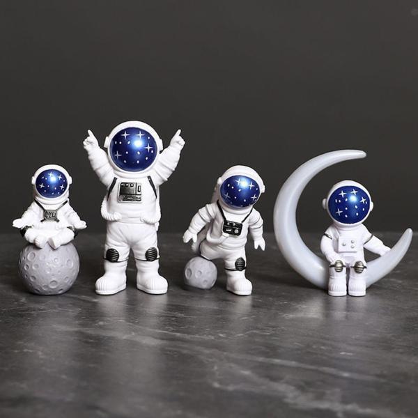 4個の宇宙飛行士の像宇宙人宇宙飛行士の置物家の装飾ホワイト