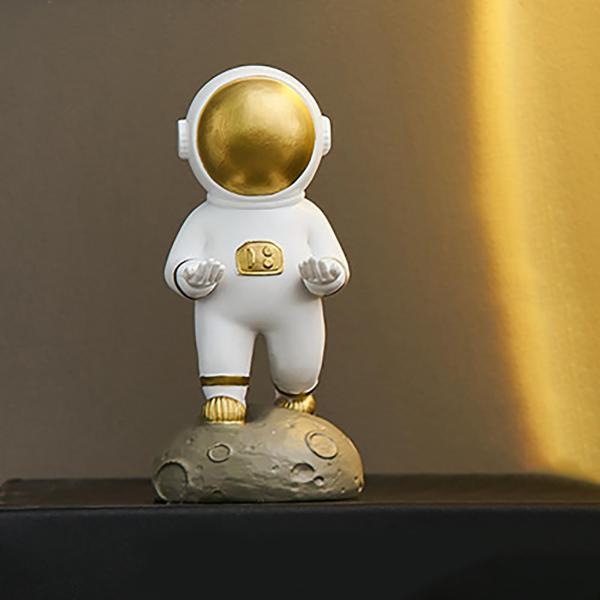 【正規通販】 ギフト 北欧のカンフー宇宙飛行士の置物樹脂彫刻家の装飾テーブルOrnameF yousui.net yousui.net