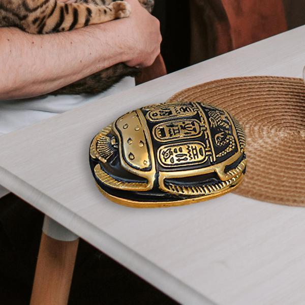 リビングルームの収集可能なギフトのための古典的なエジプトのお守り