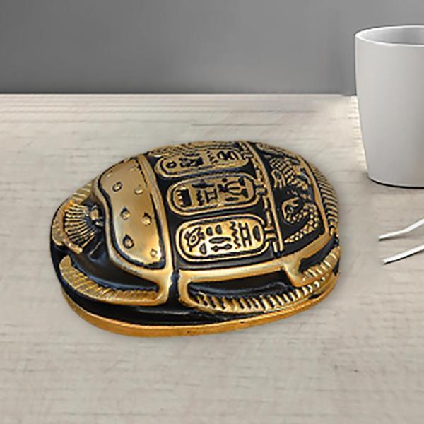 リビングルームの収集可能なギフトのための古典的なエジプトのお守り