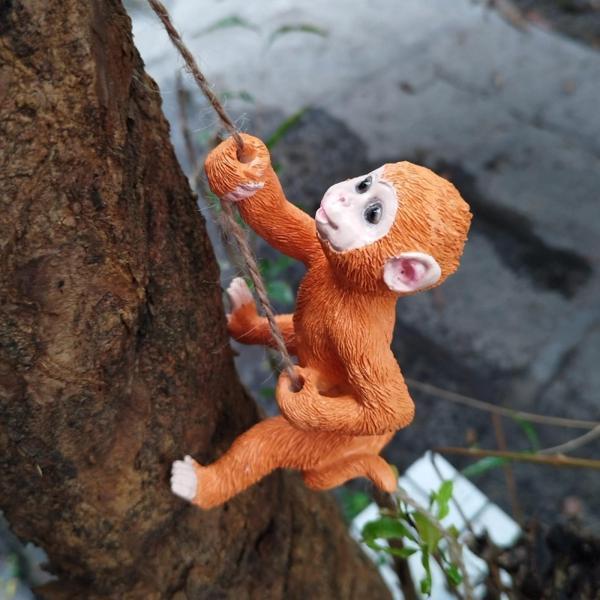 屋外猿のための動物の置物彫刻樹脂を登る : STKショップ - 通販