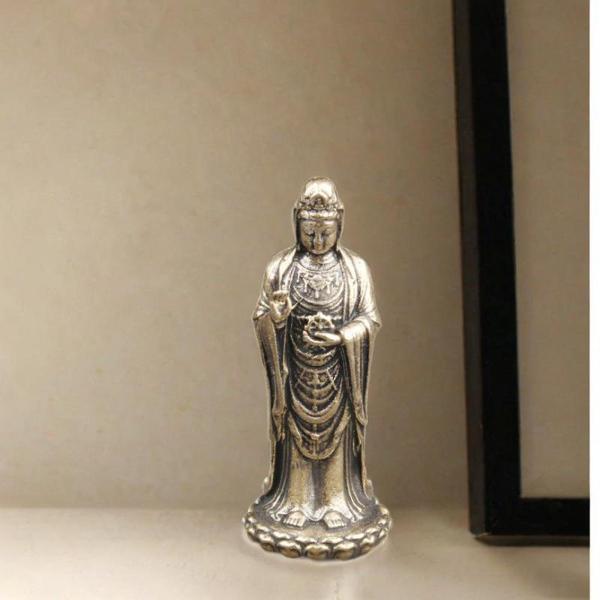ミニ観音像、観音菩薩像、ギフト、金属製女神飾り、真鍮製装飾、農家の