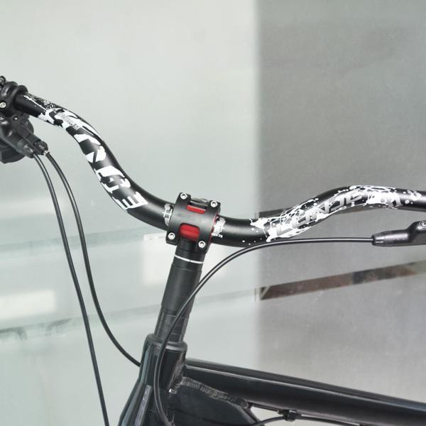 マウンテンバイクハンドルバーDH自転車31.8mmライザーハンドルバー