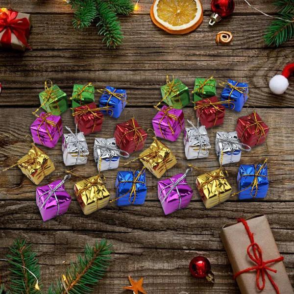 24 個のクリスマスツリー小さなギフトボックスペンダントオーナメント