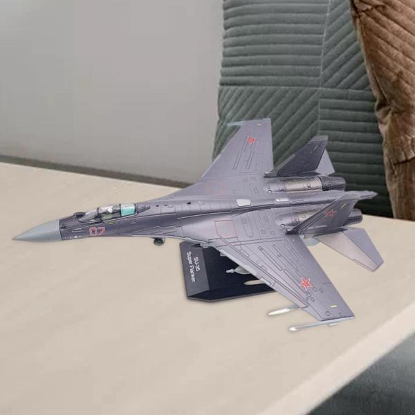 ダイキャスト1/100ロシアSU35戦闘機飛行機モデル装飾合金家庭用 : STK