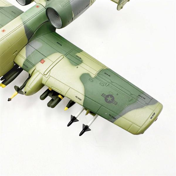 シミュレーション 1:100 A10 航空機モデル レトロ戦闘機モデル お土産