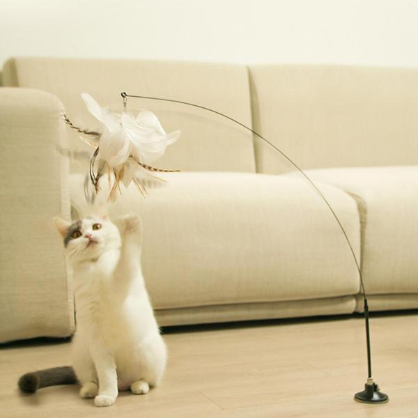 猫じゃらし 猫のおもちゃ ベル付き 羽 強力吸盤 猫用品 屋内 猫用 猫 おもちゃ トレーニングツール ふわふわ 鈴 釣竿 ネコ|stk-shop|02