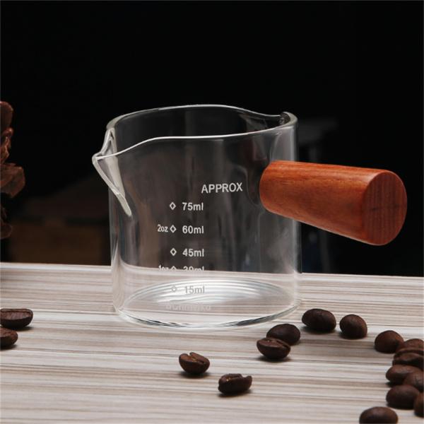 エスプレッソ計量カップ 耐熱ガラス 木製ハンドル ダブルスパウト ミルクカップ 透明 両口 グラス コーヒー計量 ミルク オンス｜stk-shop｜03