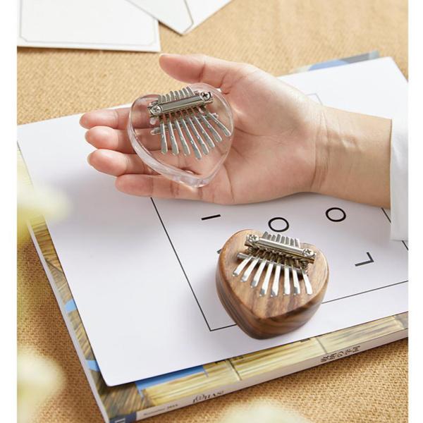 8つのキーミニカリンバポータブル親指ピアノ木製ハート型 : STK