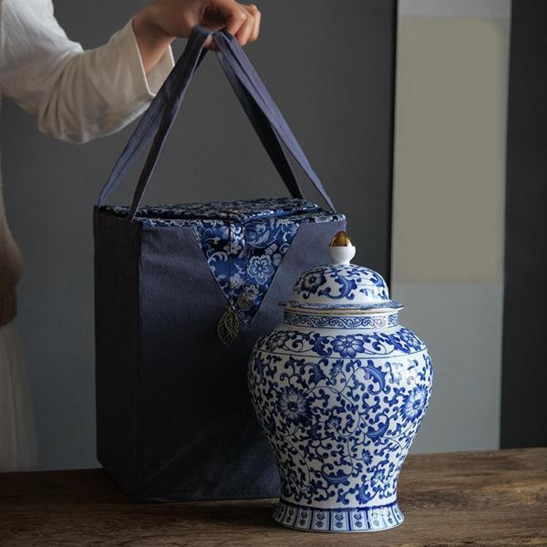 中国の陶磁器の生姜の瓶の艶をかけられた手描きのお茶の貯蔵多目的