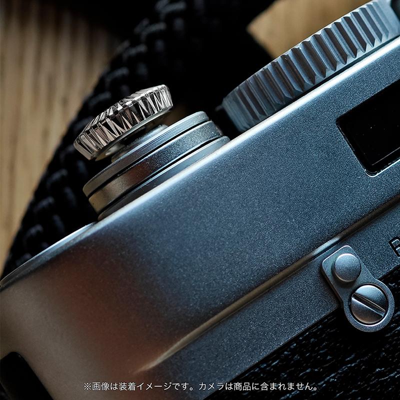 AKuser BE THE ULTIMATE レリーズボタン カメラシャッターボタン 12mm SRB3000シリーズ SILVERY シルバー 銀の画像