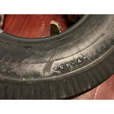 ヨコハマタイヤ 4本セット 500-10 4PR Y45D チューブレス 1本 ヨコハマタイヤ 4本セット 500-10 4PR Y45D チューブレス 1本