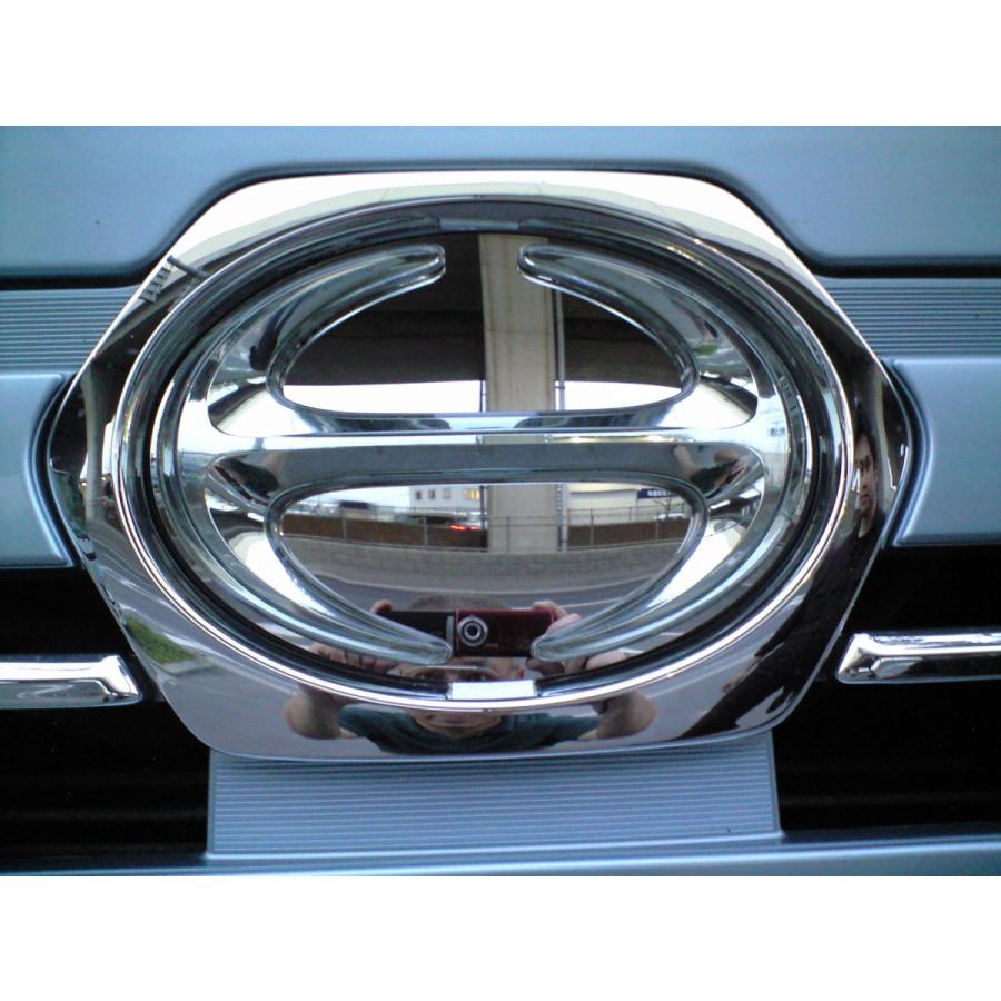 日野大型 グランドプロフィア エンブレムアンダープレート