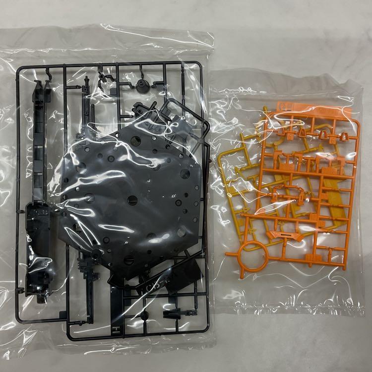 【LGP】MG 1/100 ガンダムF91 Ver.2.0 バックキャノン装着型＆ツイン・ヴェスバー装着型/100 |  | 03