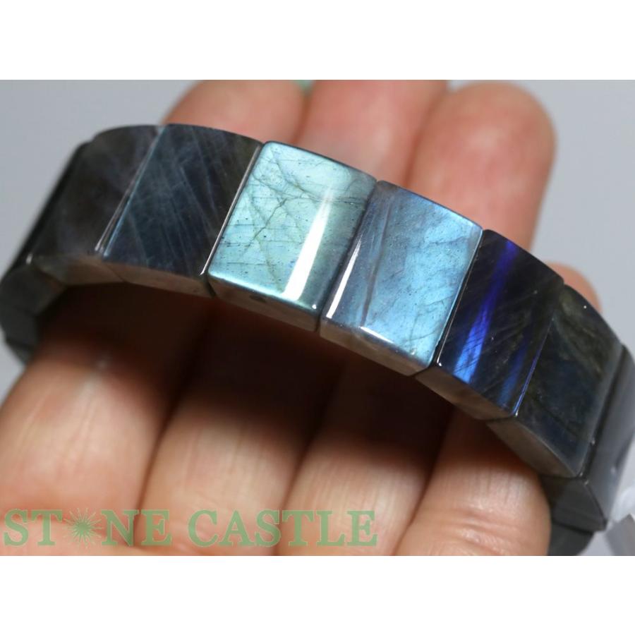 石流通センター 一点物 天然石 ブレスレット ラブラドライト (5A) バングル No.24 約17x13x6mm (ケース付) パワーストーンの画像