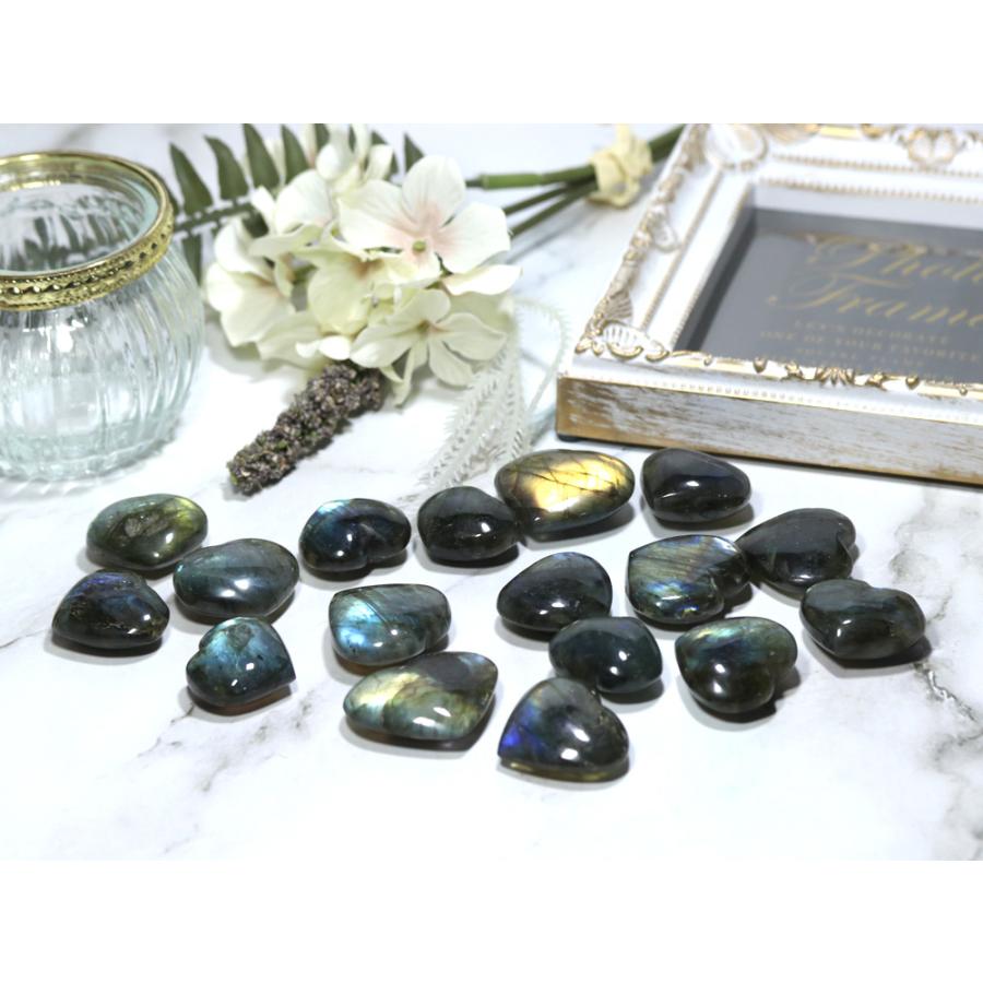 sufiakun様　高品質　マンゴーフローライト　ハート　握り石 フローライトの握り石 | Y.S.Y24