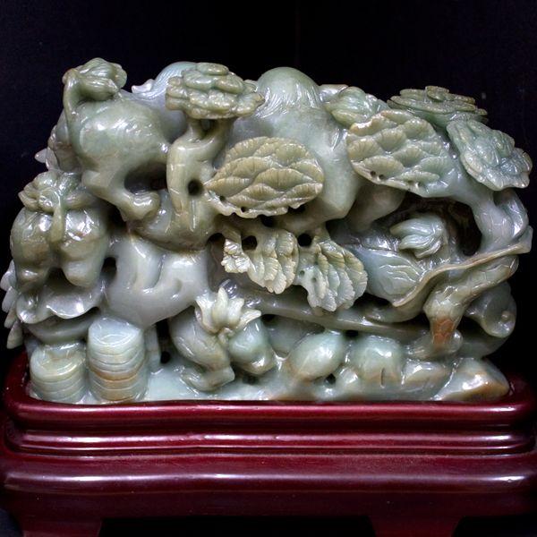 石流通センター 置物 翡翠 高級一点物 彫刻置物 本翡翠 (台付き) No.62