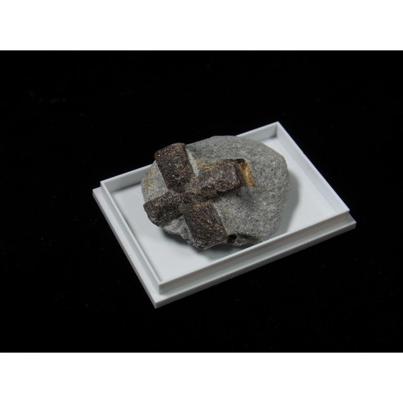 ロシア産 十字石 直交型 （スタウロライト） : ストーンズクラブ