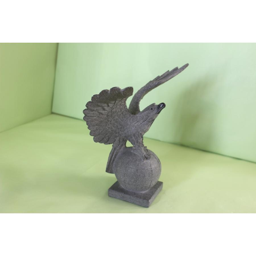 鷹 石材彫刻品 インテリアオブジェ 置物 : 山岸石材 通販 - 通販
