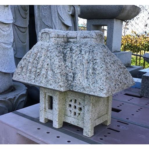 石灯篭 ミニ 草屋灯篭 お手頃灯篭シリーズ : 山岸石材 通販 石灯篭 ミニ 草屋灯篭 お手頃灯篭シリーズ : 山岸石材 通販