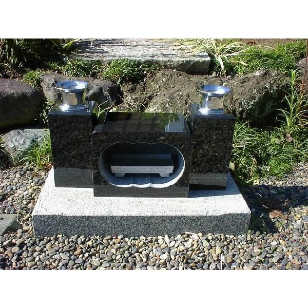 お墓の香炉・花立のセット 黒御影石花立と黒御影石角香炉 花筒 お墓の香炉・花立のセット 黒御影石花立と黒御影石角香炉 花筒