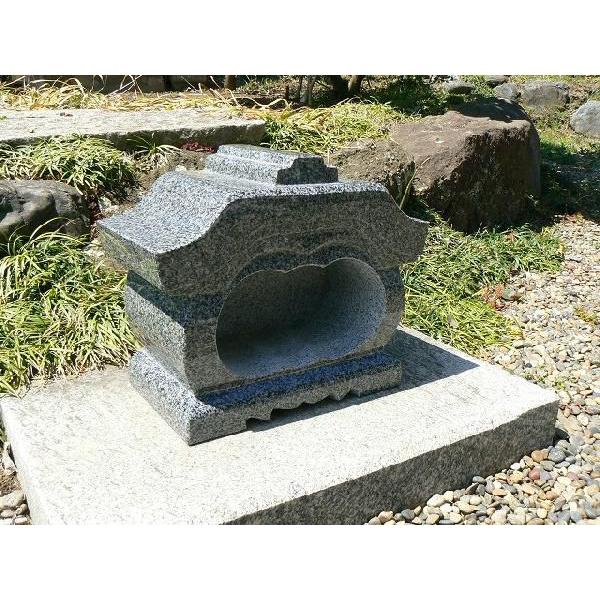 お墓の香炉 グレー御影石宮型香炉 コンパクトサイズの香炉です。墓前