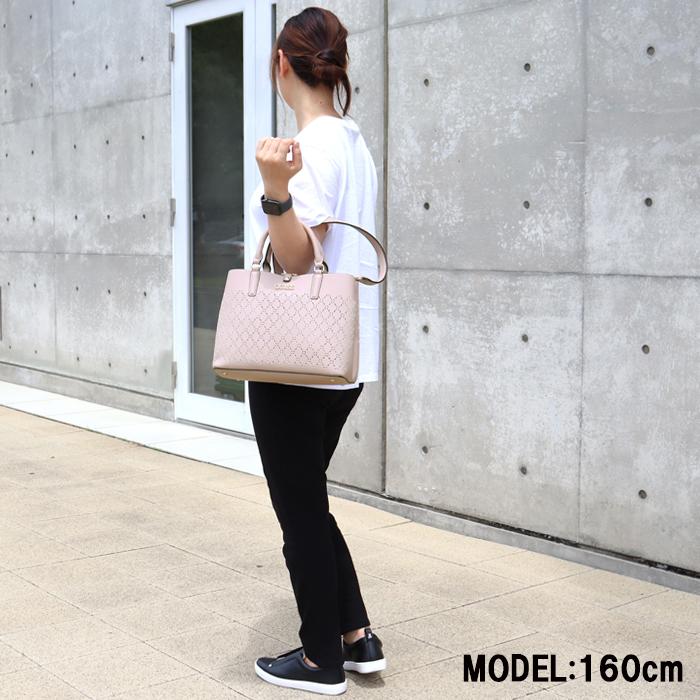 GUESS（ゲス） バッグ XG849306 BISCUIT AMARA ピンク 2way 型抜き