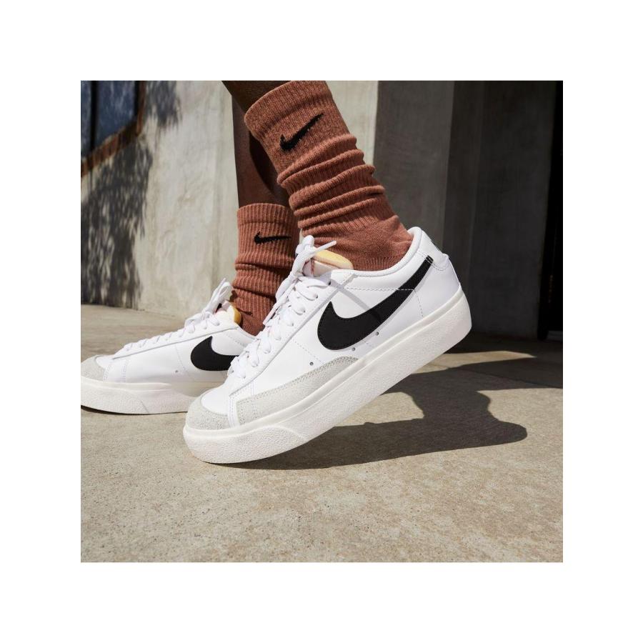 NIKE ナイキ ウィメンズ ブレーザー LOW プラットフォーム NIKE ナイキ ウィメンズ ブレーザー LOW プラットフォーム