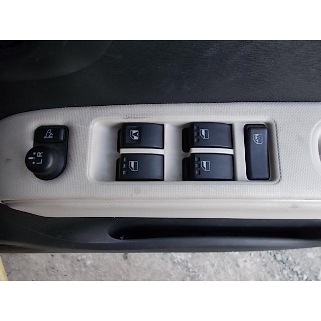 ミラ（ダイハツ） ミラココア DBA-L675S パワーウインドウスイッチ